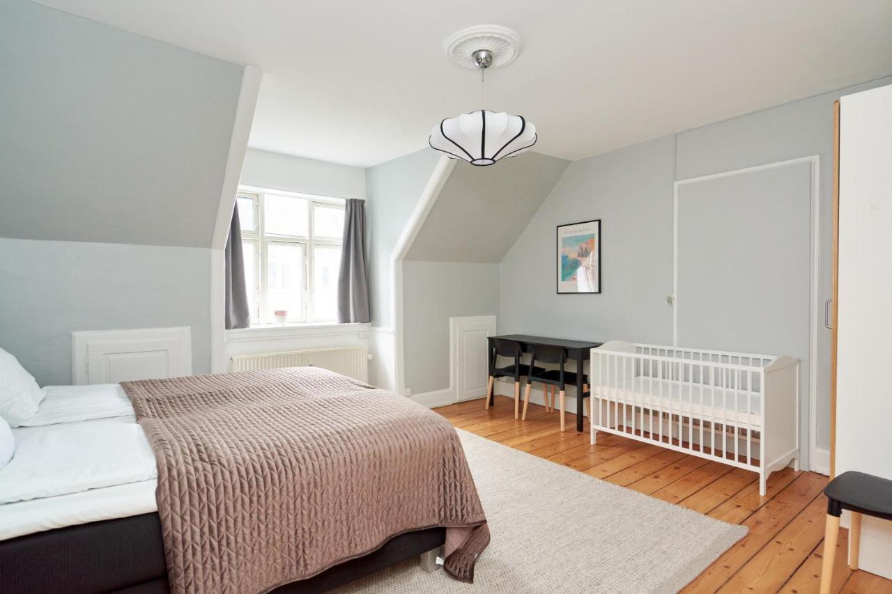 Stylish 5 Person In Vibrant Urban Area Copenhagen